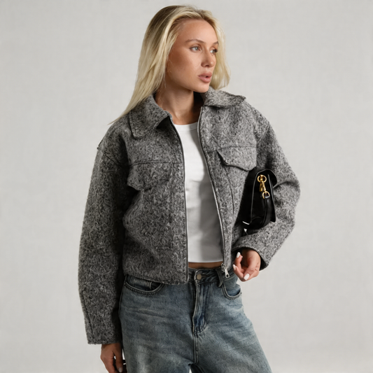 Modern ve Sofistike Dokulu Gri Crop Ceket